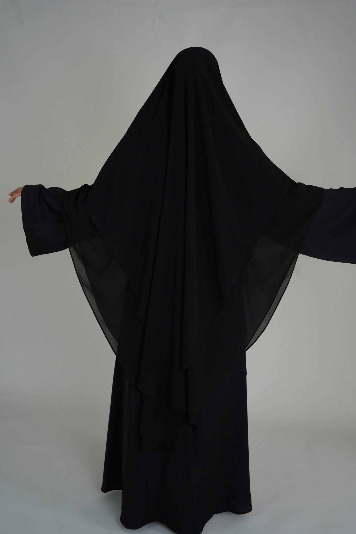 ZWEILAGIGER MAXI CHIFFON KHIMAR - SCHWARZ