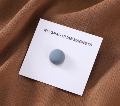 NOYYA MATTE HIJAB MAGNET