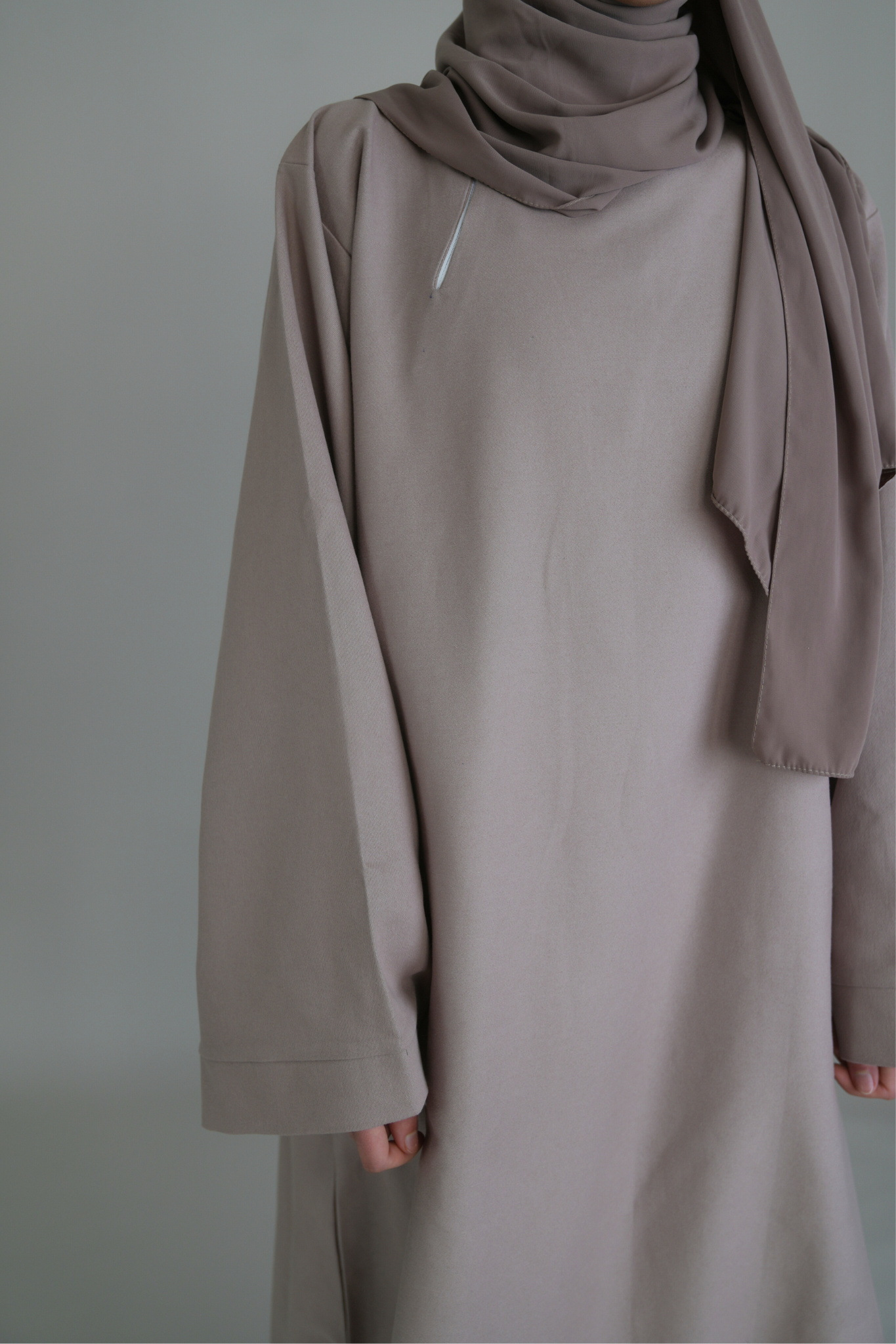 PREMIUM JEANS ABAYA - BEIGE