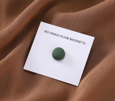 NOYYA MATTE HIJAB MAGNET
